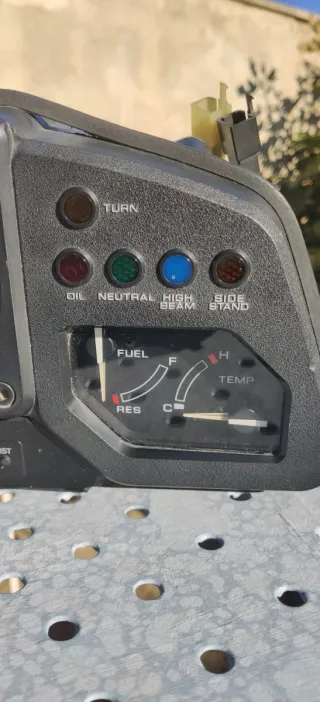 Velocímetro Honda VFR 750