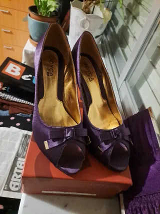 Zapatos y bolso de fiesta o bodas...