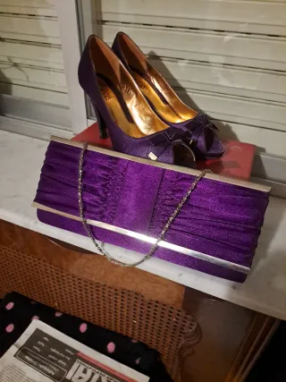 Zapatos y bolso de fiesta o bodas...