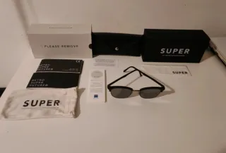 Occhiali da sole Retrosuperfuture neri/argento