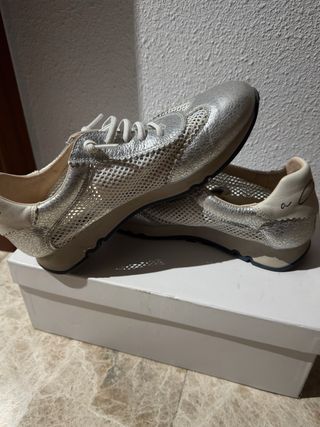 Zapatillas Hispanitas Plata/Blanco Talla 38