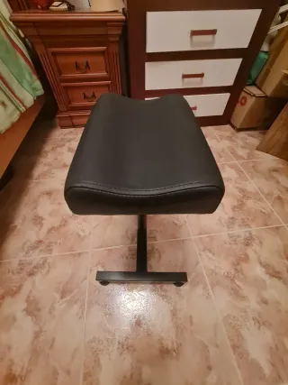 Soporte o banqueta de pedicura/manicura