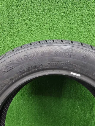 Neumáticos 185/65R15