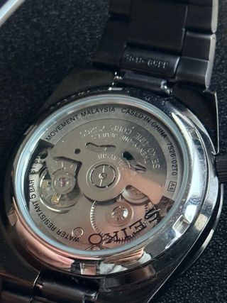 Reloj Seiko 5 Automático Negro 7S26-02T0