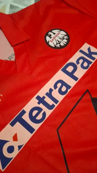 Camiseta Eintracht Frankfurt Puma Roja