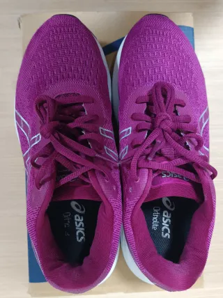 Zapatillas ASICS rosas/moradas