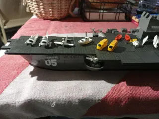 Portaviones Pacific Tente