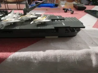 Portaviones Pacific Tente