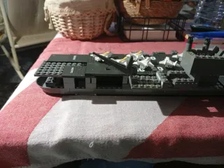 Portaviones Pacific Tente