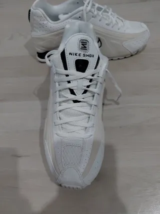 Nike Bambas Blancas y Negras