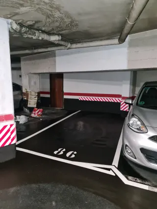 Parcela de garaje en perfecto estado.