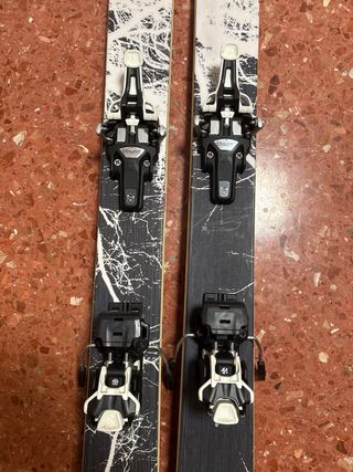 Esquís de travesía Fischer