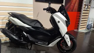 Yamaha N-Max 125 Sport