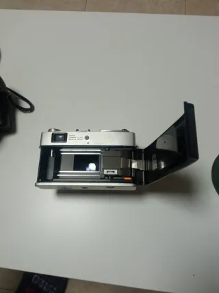 Cámara Canonet QL17