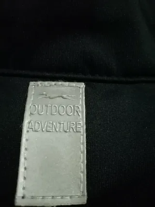 Cortavientos hombre negro