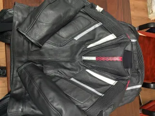 Mono de Dos piezas Spike