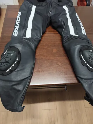 Mono de Dos piezas Spike