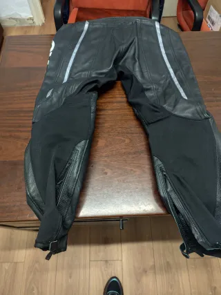 Mono de Dos piezas Spike