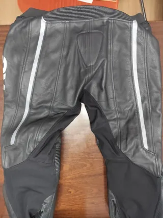 Mono de Dos piezas Spike