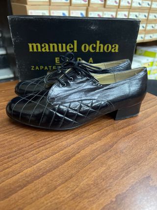 Zapato Tacón Negro Mujer Manuel Ochoa