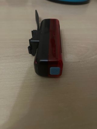 Luz LED trasera para bici/patín