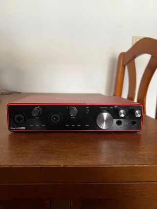 Focusrite Scarlett 8i6 3ª Gen Interfaz Audio