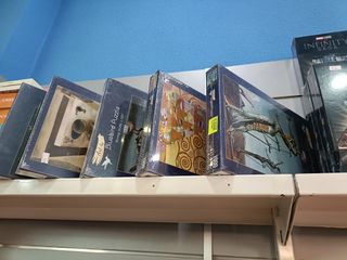 Marvel Infinity Saga Battle Mat + Villainous