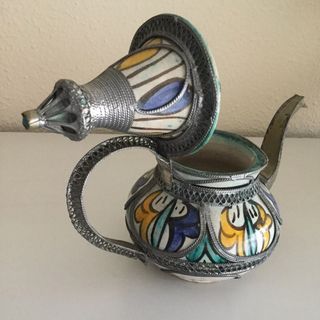 Tetera artesanal antigua