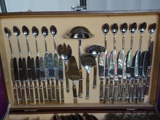 Cubertería Rostfrei-Solingen 108 piezas