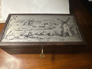 Scatola in legno con similpelle