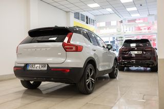 Volvo XC40 2021