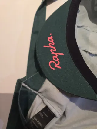 Kit Musette y Gorra Rapha RCC