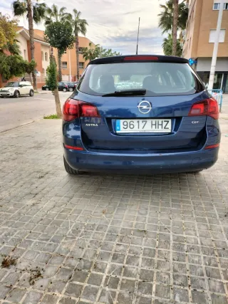 Opel Astra 2014