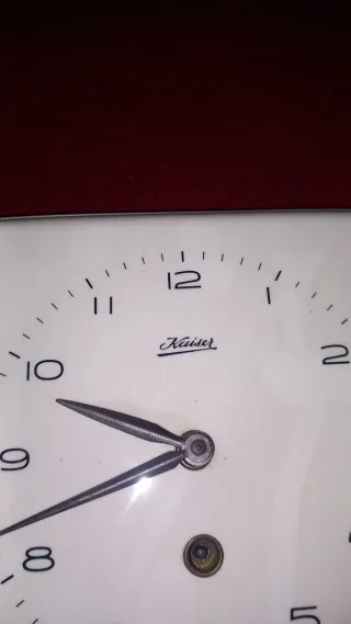 Orologio da parete Kaiser in ceramica