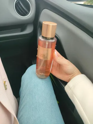 Victoria's Secret Bare Vanilla Fragrance Mist 250m