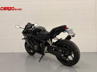 HONDA CBR 650R