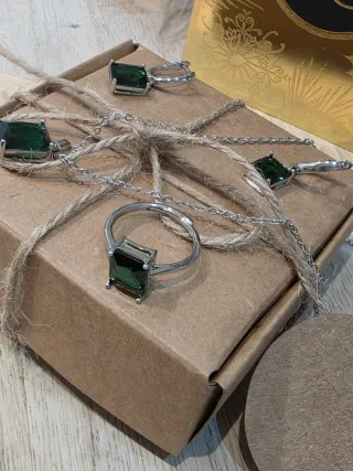 Conjunto Plata Ley: Anillo, Pendientes y Collar