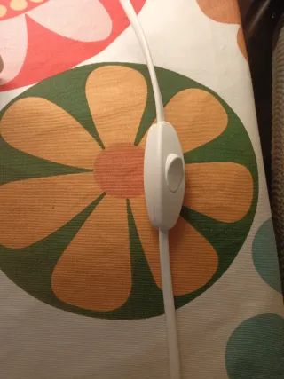 Lámpara de mesa, blanca