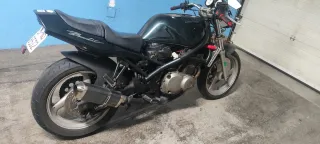 Suzuki Bandit 400