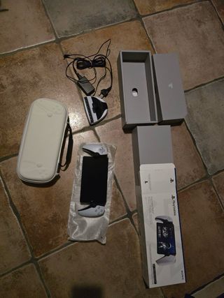 PlayStation Portal + Accessori