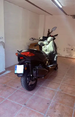 Yamaha XMAX 300