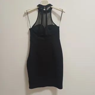 Vestito invernale nero con brillantini dorati