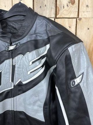 CHAQUETA T-XL DE MOTO O1E NEGRA 1