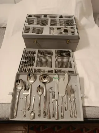 Cubertería Dalia 126 Piezas