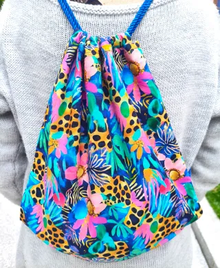 Mochila de cuerdas multicolor