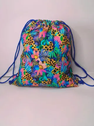 Mochila de cuerdas multicolor
