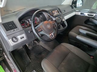 Volkswagen Multivan 2010