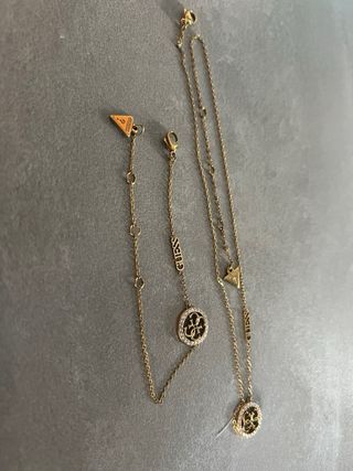 Conjunto Guess Collar y Pulsera Dorado