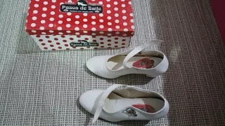 Zapatos Flamenco Blancos
