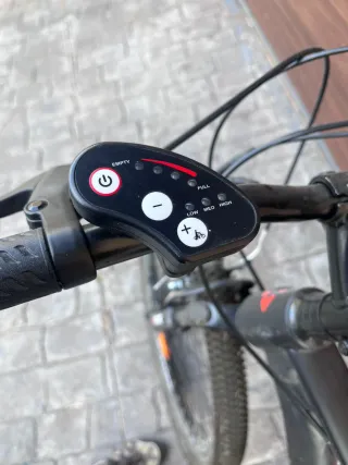 Bicicleta Eléctrica TOPLIFE Negra